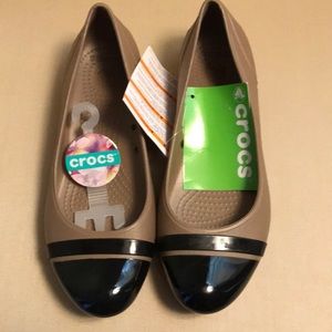 💥☂️lowest price ‼️Brand new CROCS cap toe flat